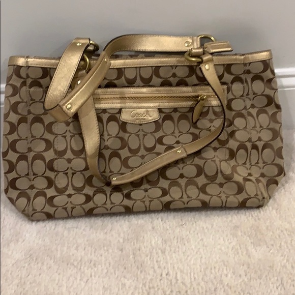 Coach Penelope Metallic Signature Tote XL - Picture 1 of 7